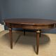 Table en plaquage d'acajou de style Louis XVI