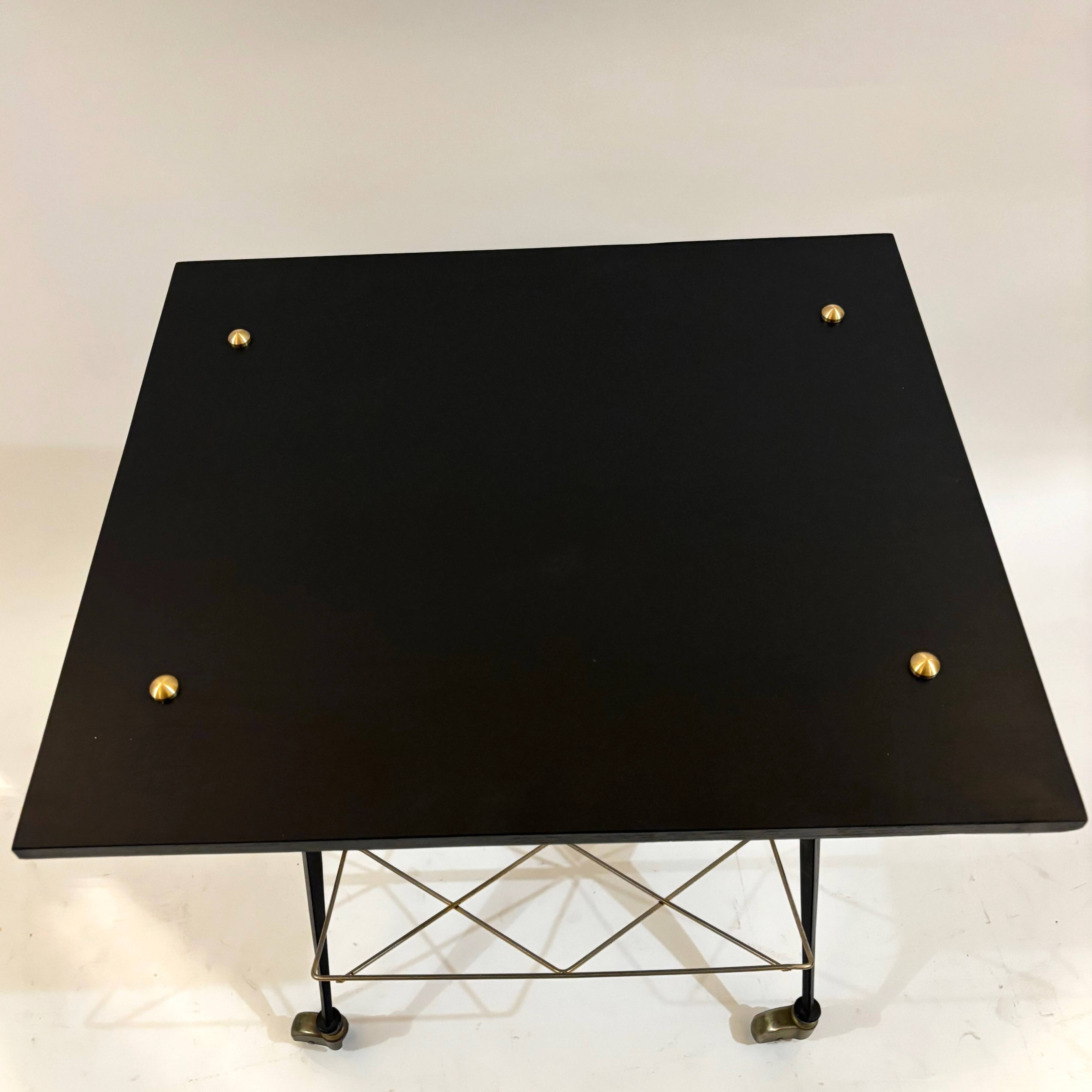 60s server in black and gold metal