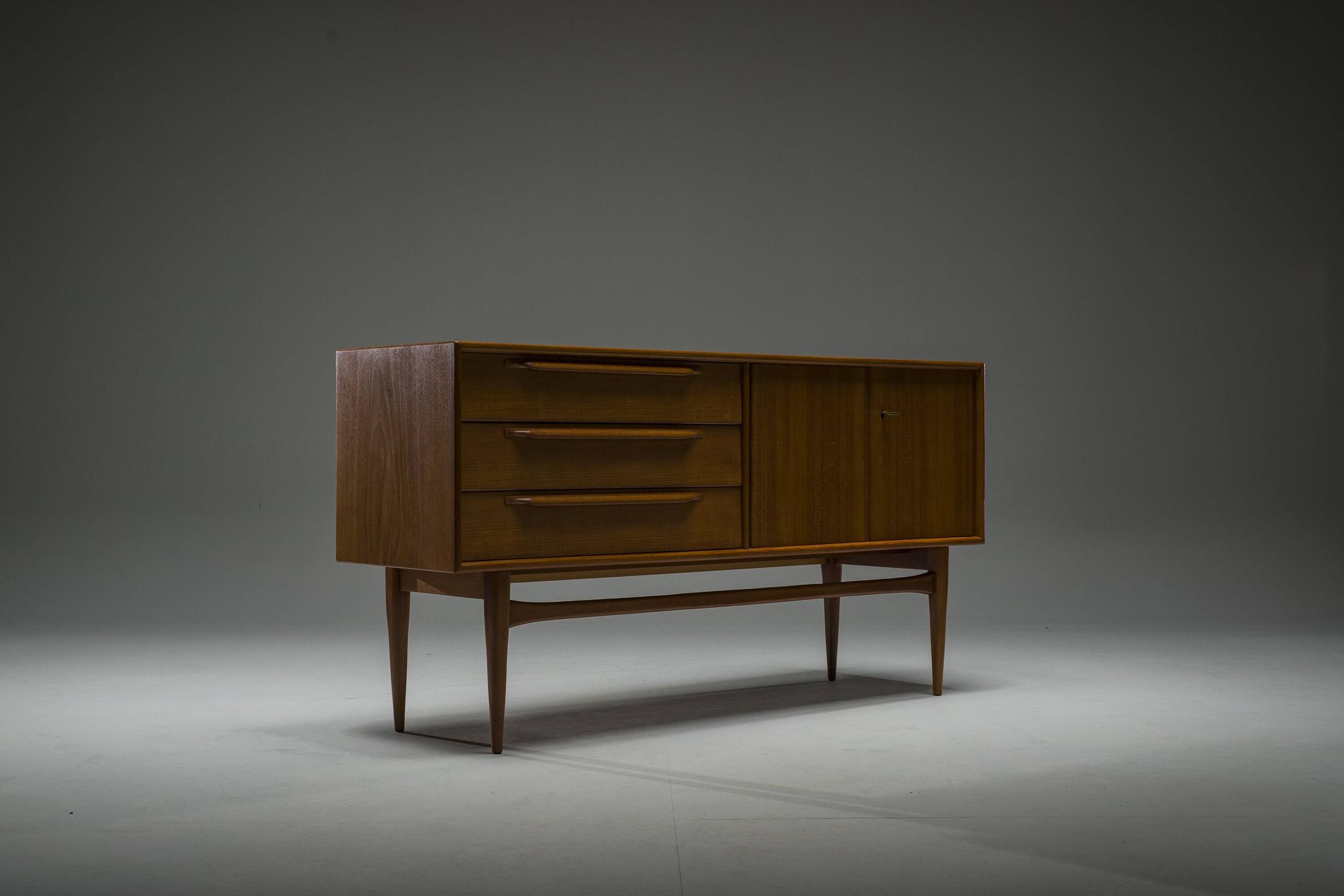 Mid-Century Teak Type RT 200 Sideboard in Teak by Heinrich Riestenpatt for