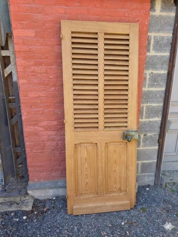 Porte volet ancienne