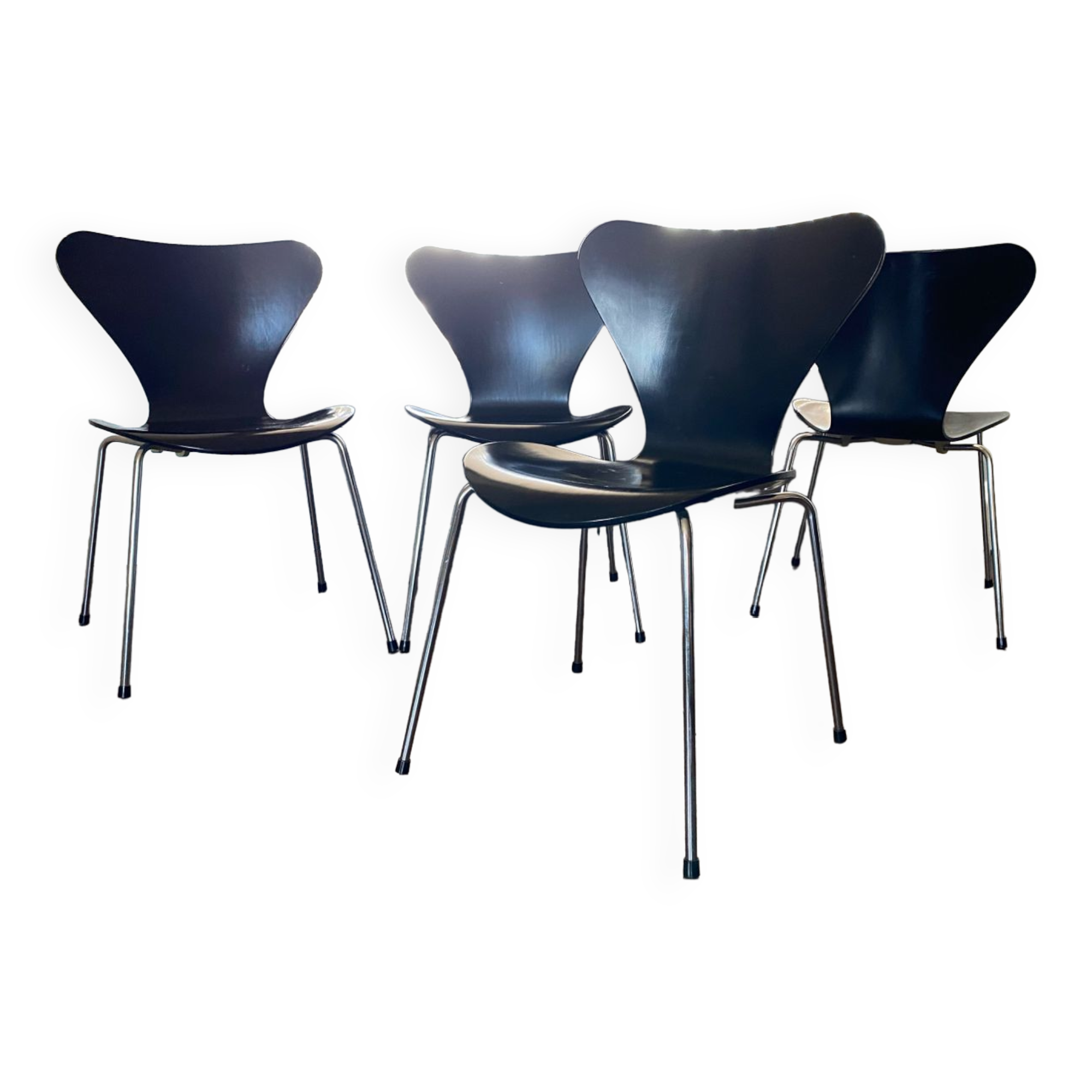 Set of 4 model 3107 dining chairs by Arne Jacobsen for Fritz Hansen 1988