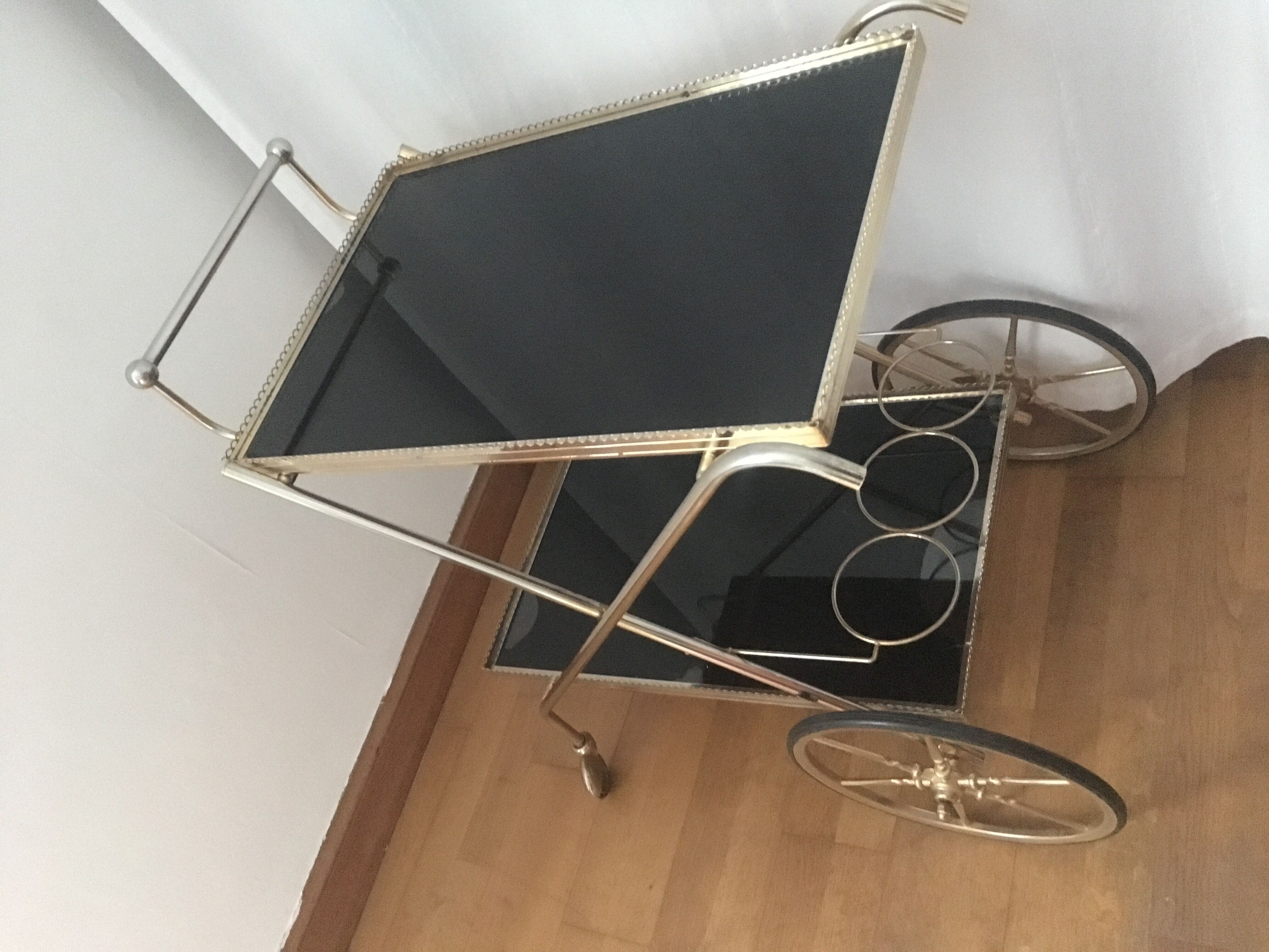 Vintage gold rolling dessert