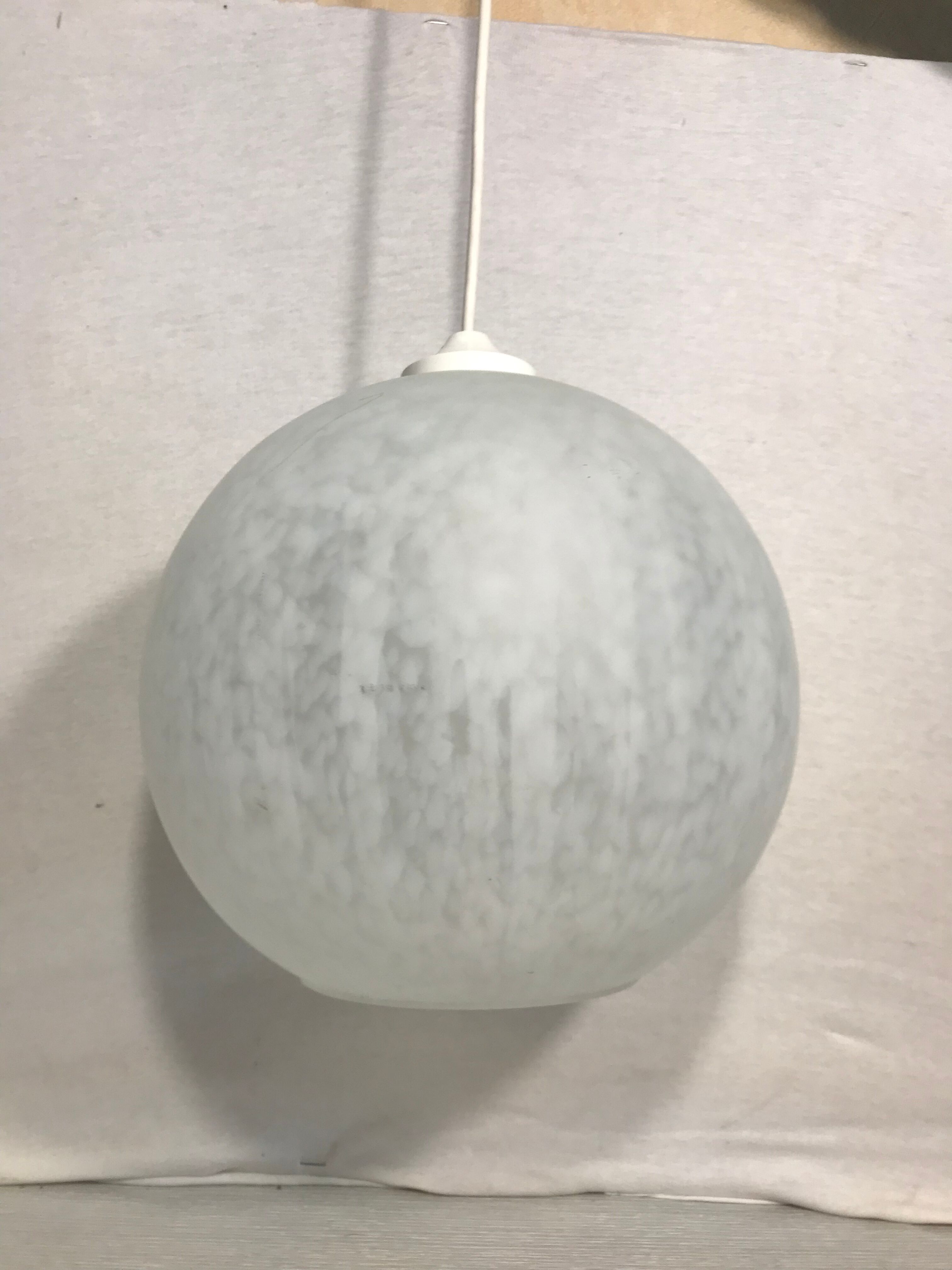 Suspension ancienne boule globe verre multicouche années 70 vintage
