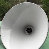 2 suspensions with enamelled sheet metal cones