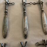 12 rib sleeves. Solid silver-filled handles. France