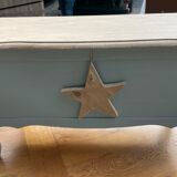 Children's toy chest