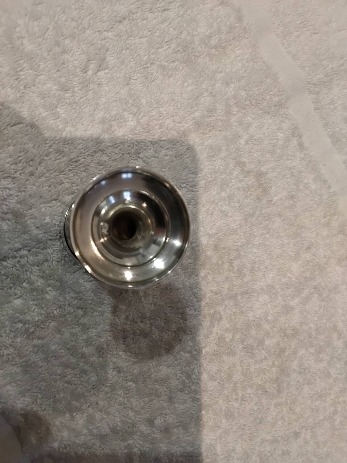 Silver egg cup 950, Art Deco style, triangular frieze, silversmith Tirbour