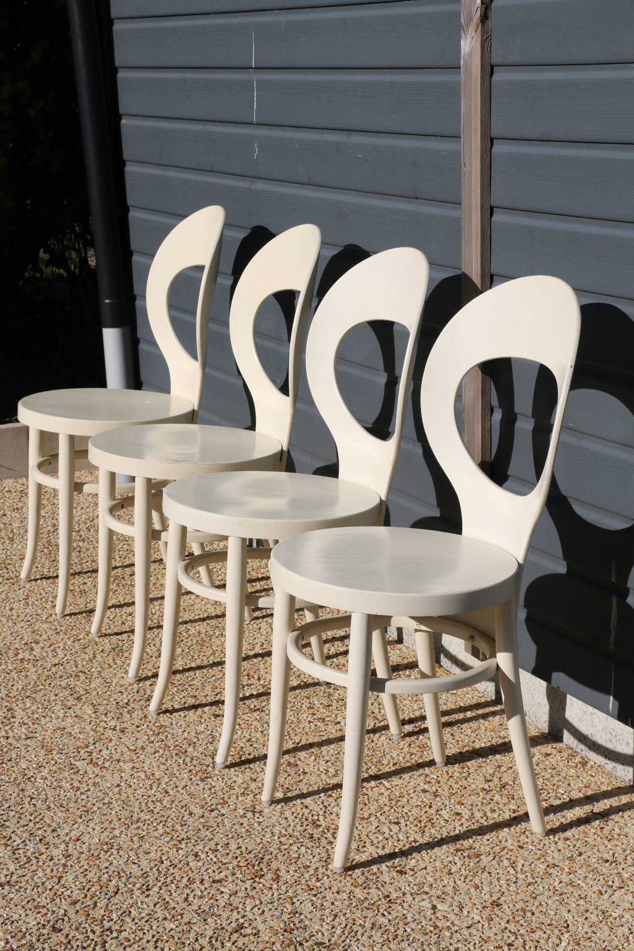 4 BAUMANN white seagull chairs