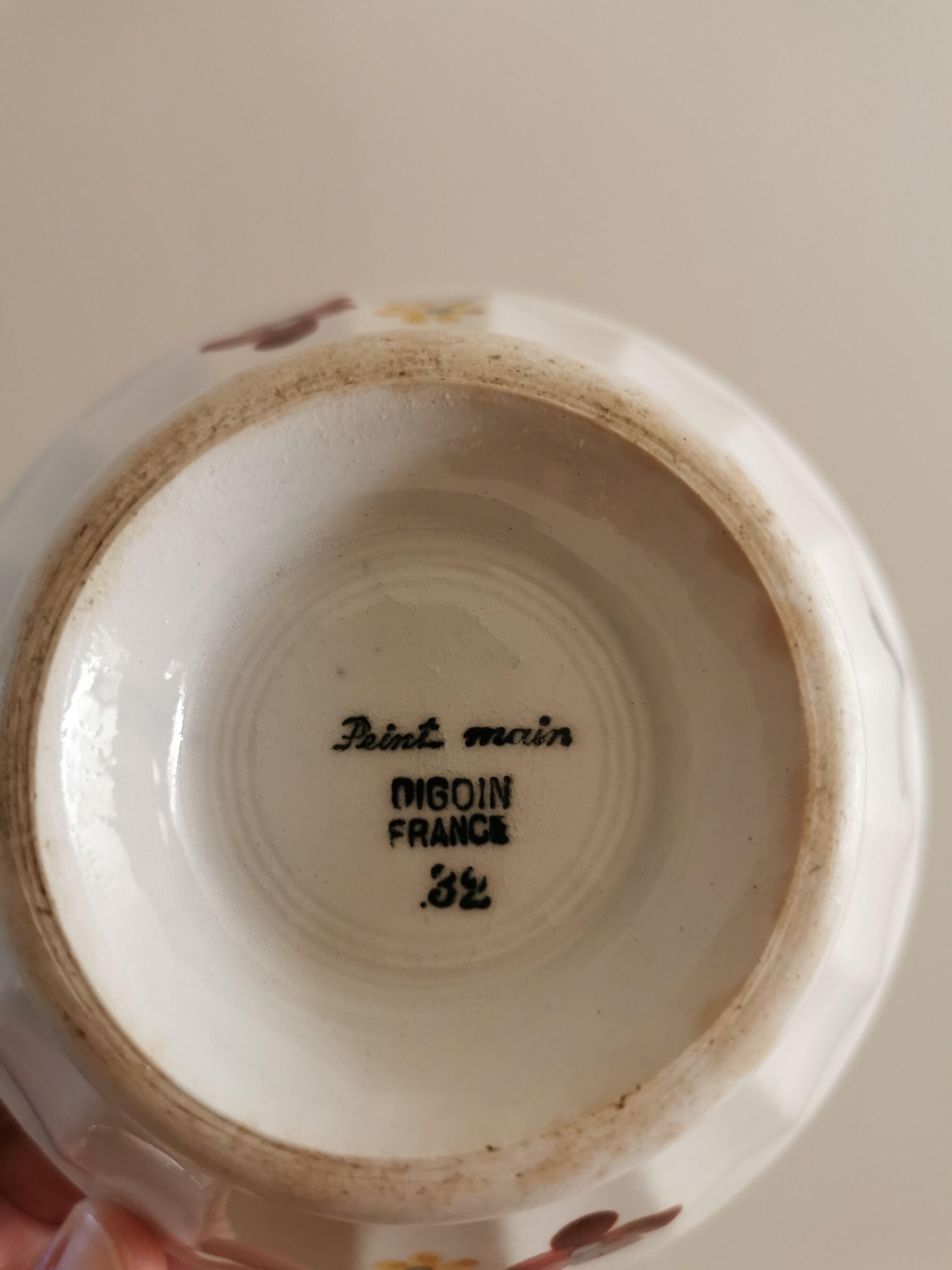 Old bowl Digoin Mary-Lou