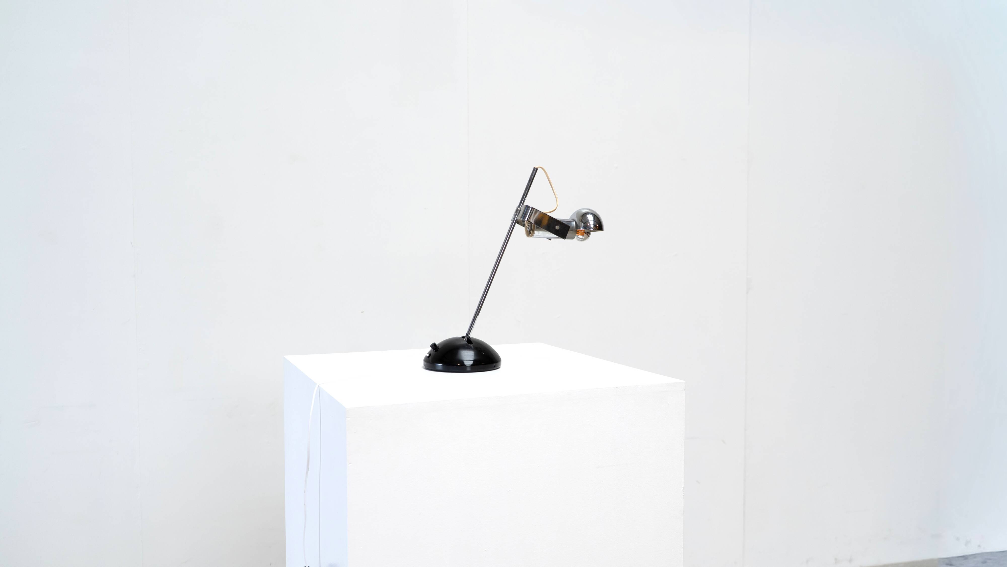 Italian table lamp T395 by Robert Sonneman