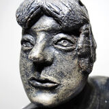 20th-century ceramic bust of a woman, art craft to be identified.