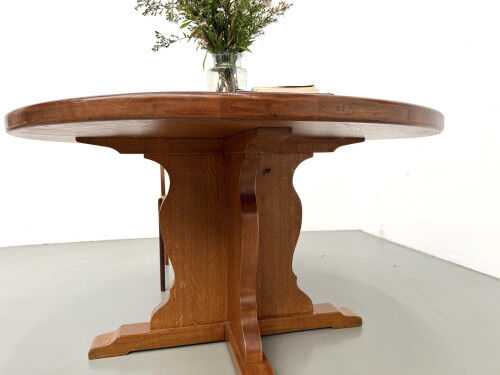 Brutalist round table in solid oak, 1960s.