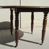 Round table expandable mahogany