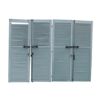 Suite de 4 volets persiennes bois dim l 300 cm x h 228 cm