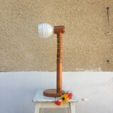 Articulated lamp in pine and opaline
