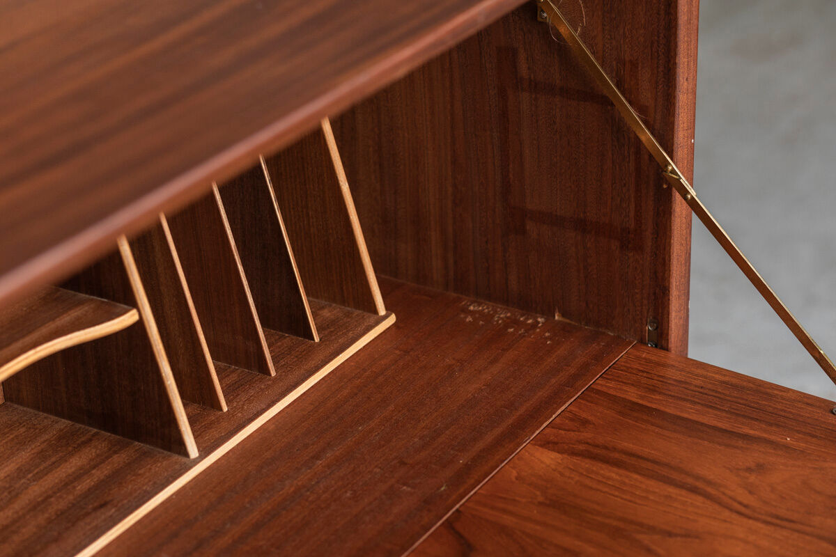 Cabinet by Louis van Teeffelen