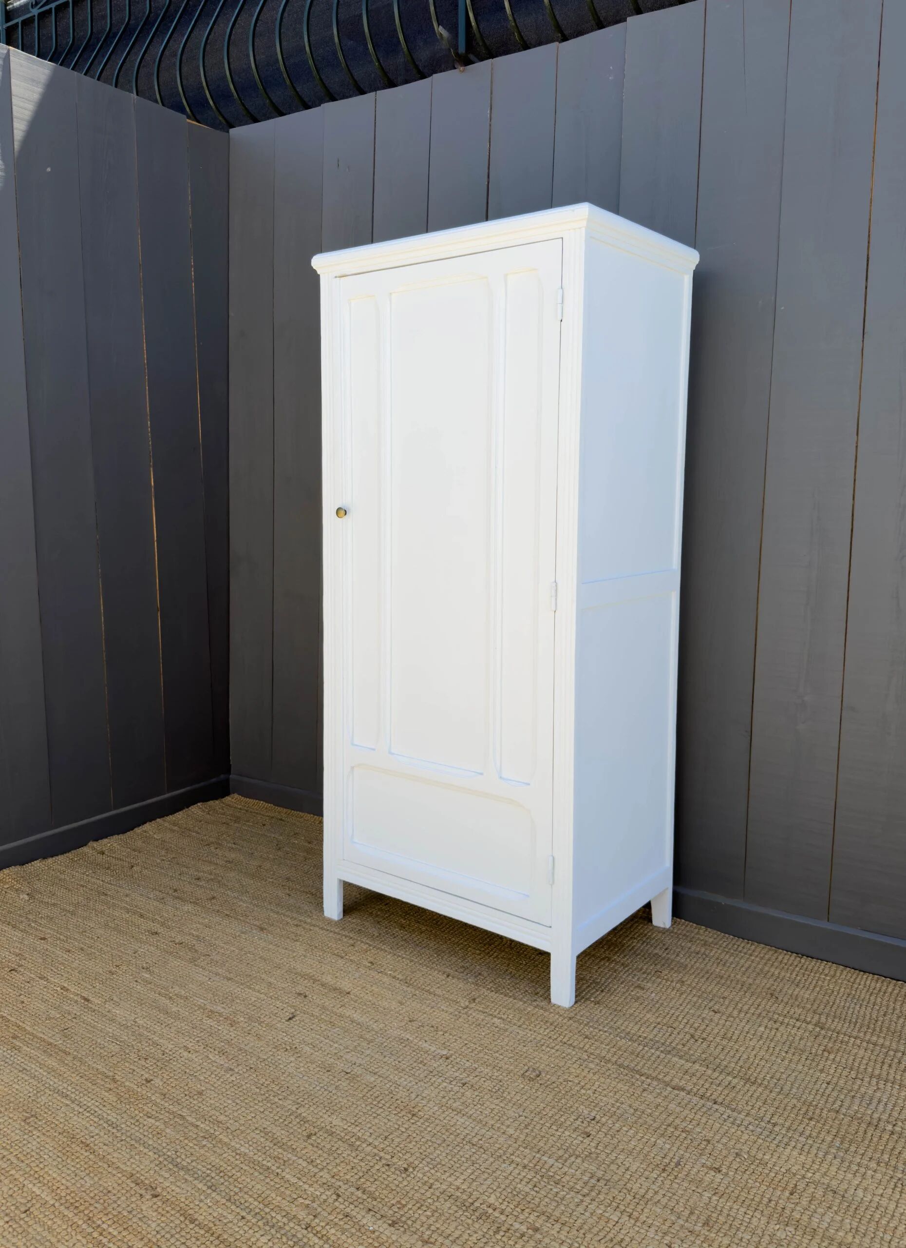 Armoire parisienne