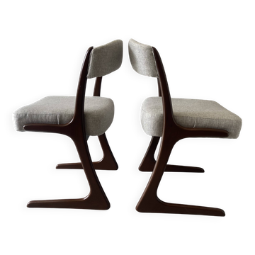 Pair of "Kangourou" Baumann chairs
