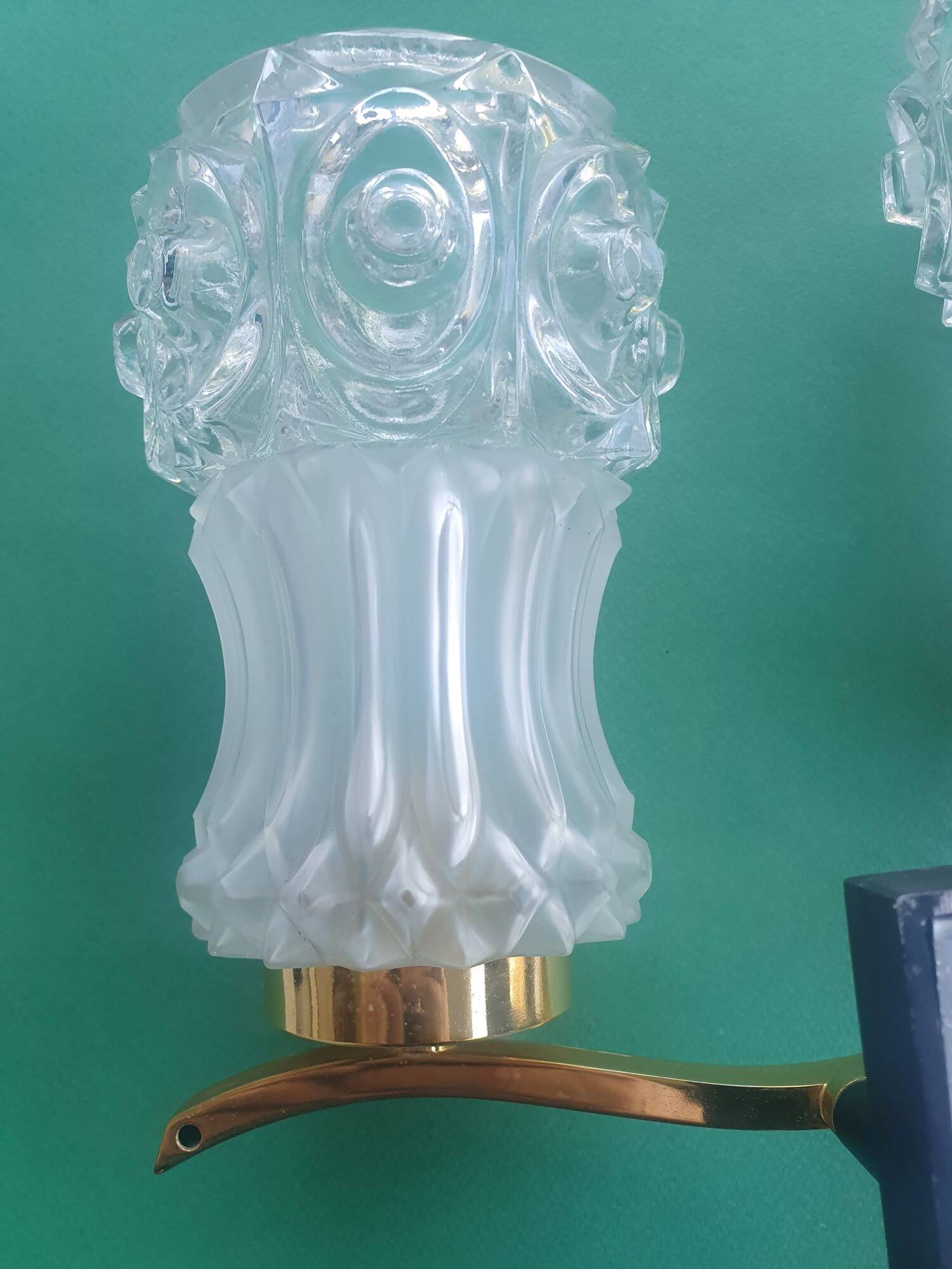 Antique gold wall light