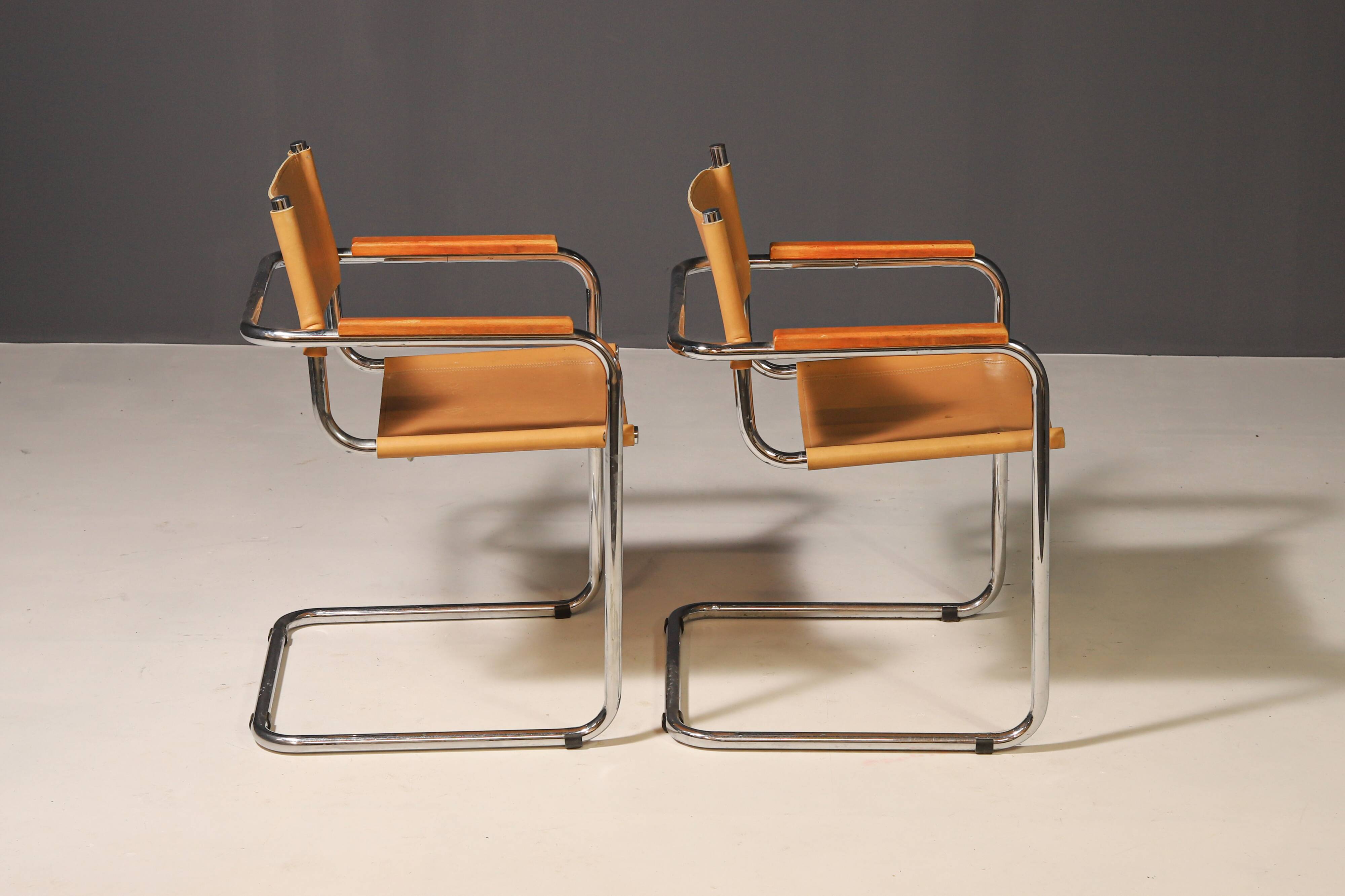 Pair of Cantilever Tubular Steel Armchairs MG5 Grassi style 1970´s