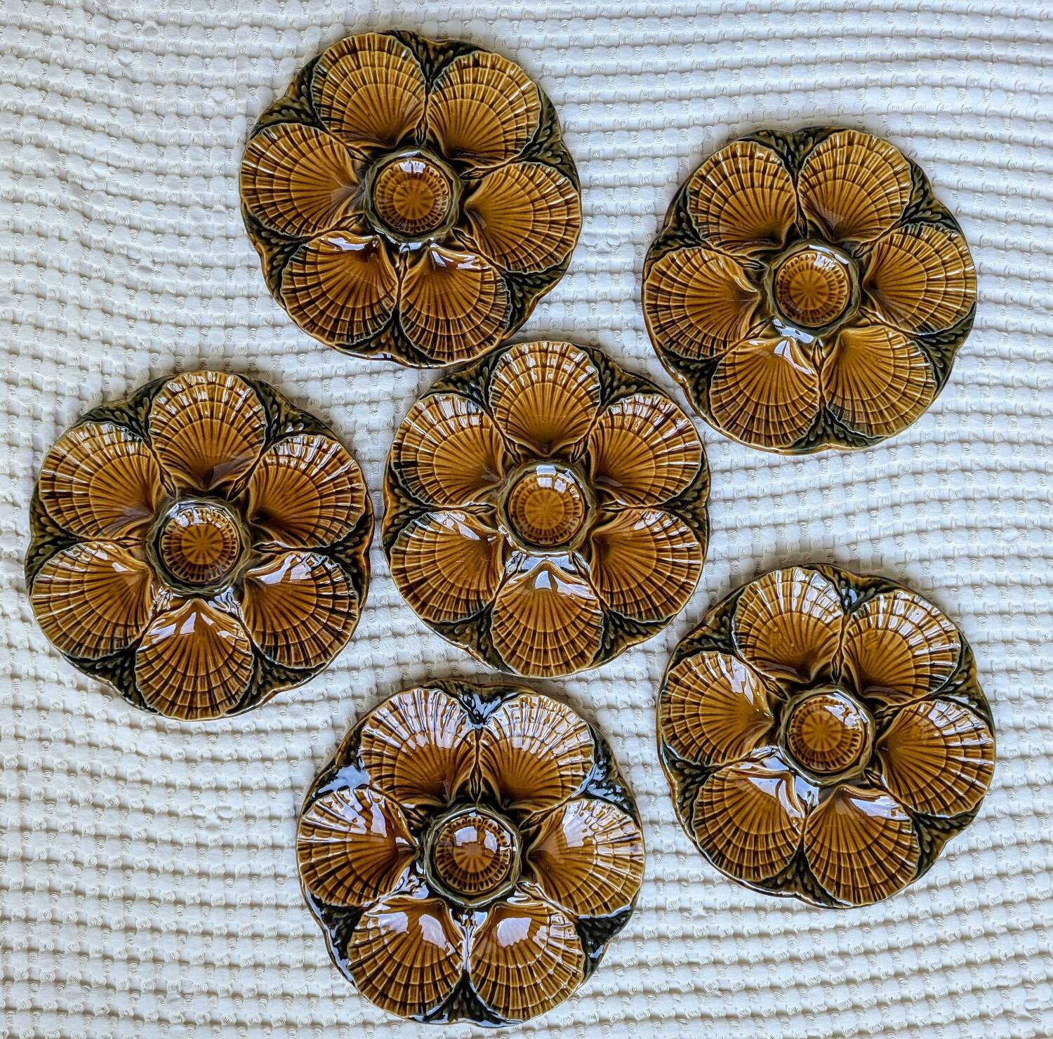 Set of 6 Sarreguemines oyster plates