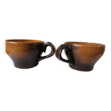 2 stoneware cups