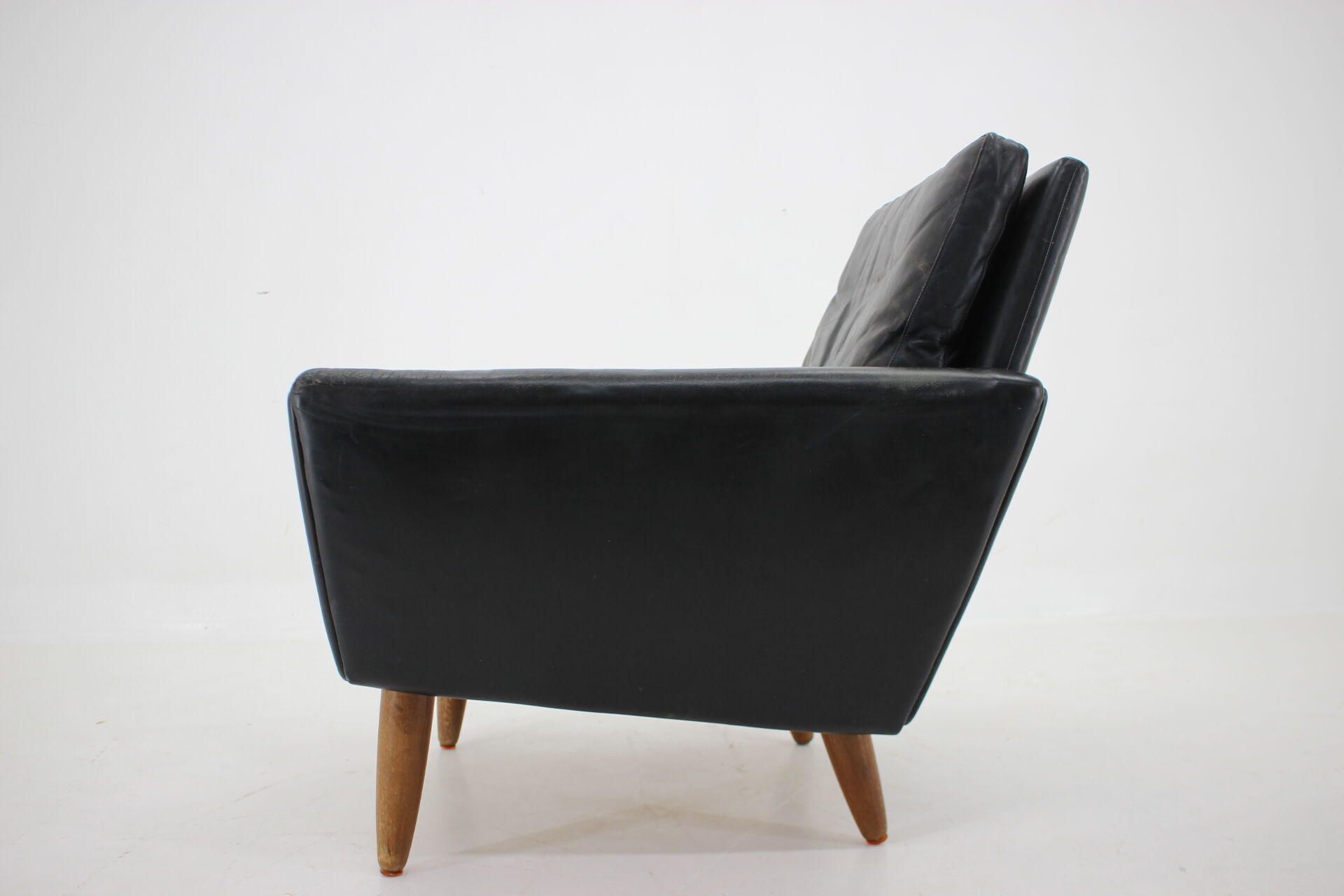 1960s black lether danish armchair