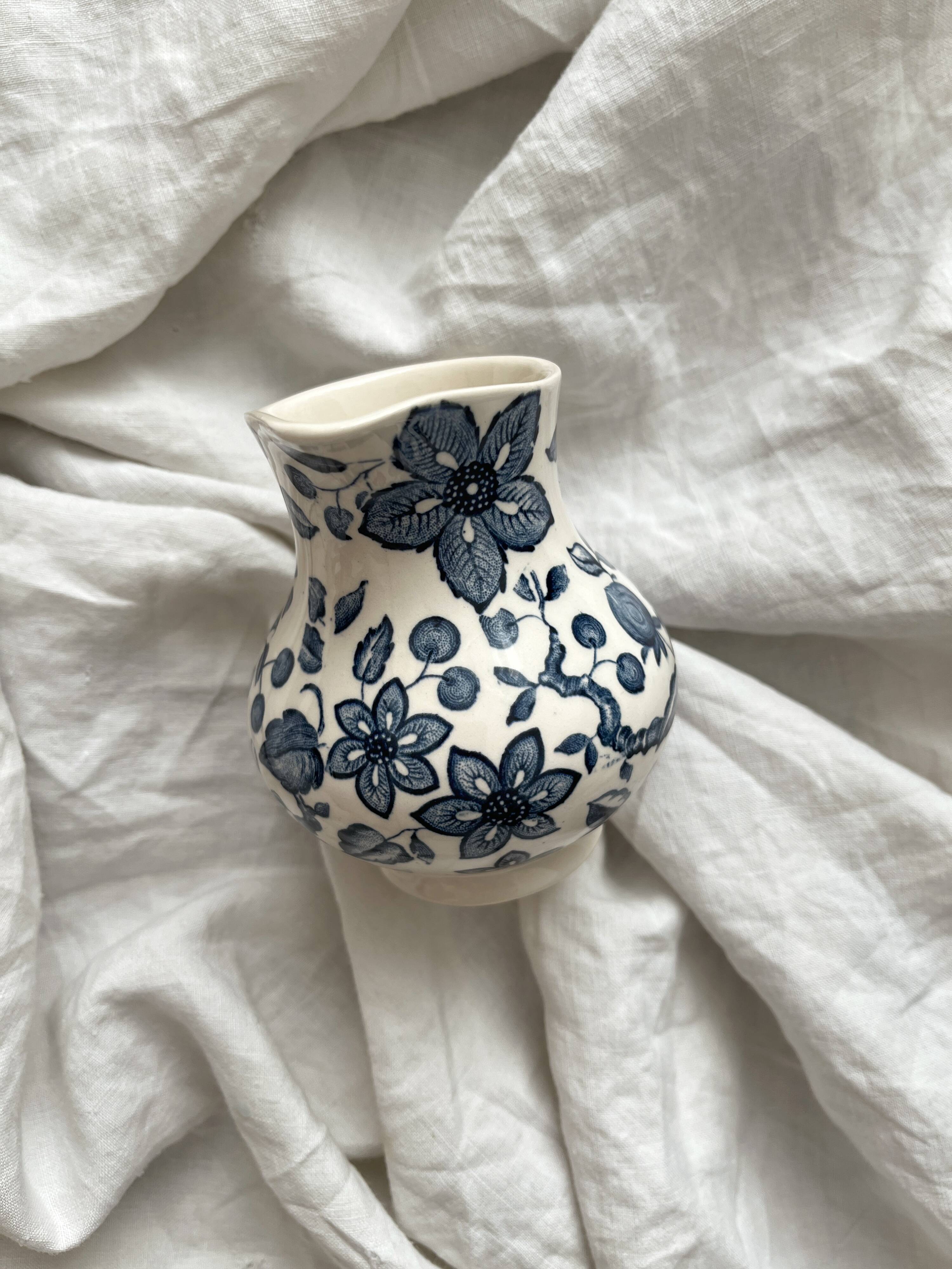 Paradiso, Villeroy and Boch earthenware milk creamer pot