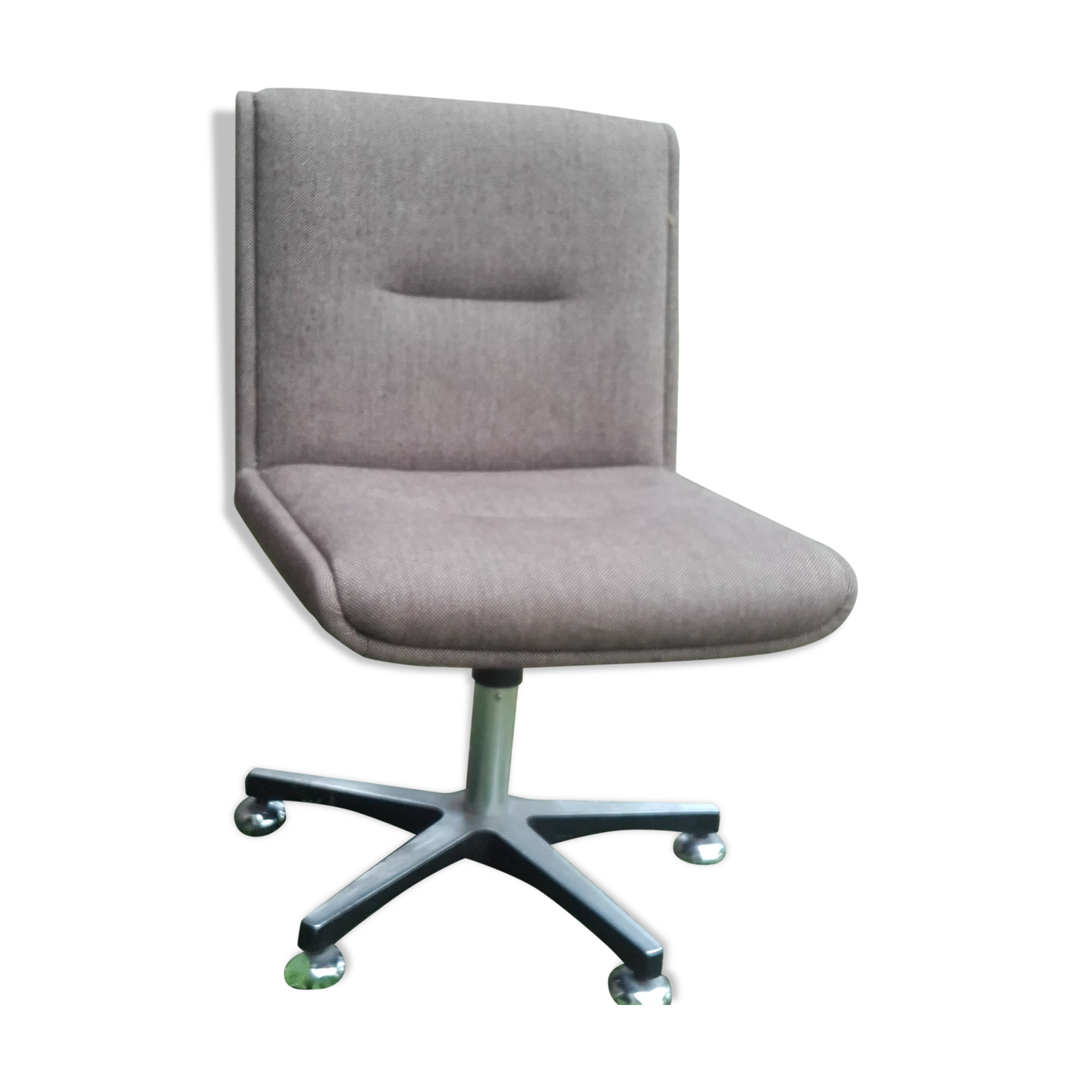 Office chair with wheels