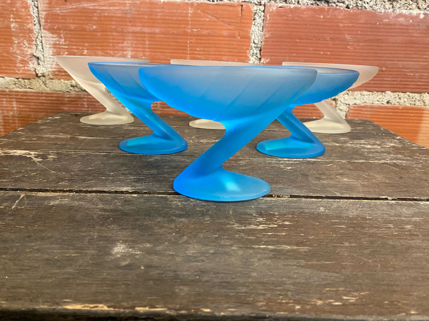 Set of 6 zig zag design ice cream bowls la rochere frosted glass france