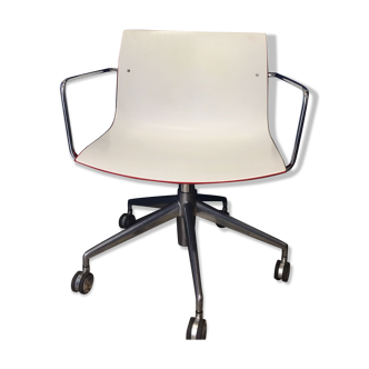 Swivel chair Arper – Catifa 53