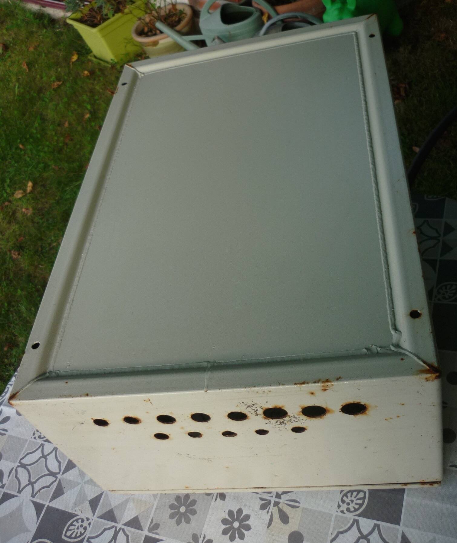 Sarel wall-mounted cabinet