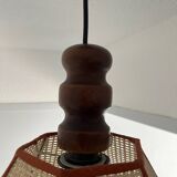 Suspension vintage en bois et cannage