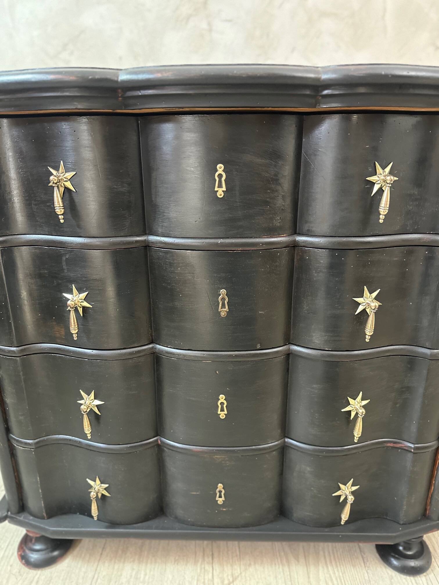 Louis XIV Commode Style