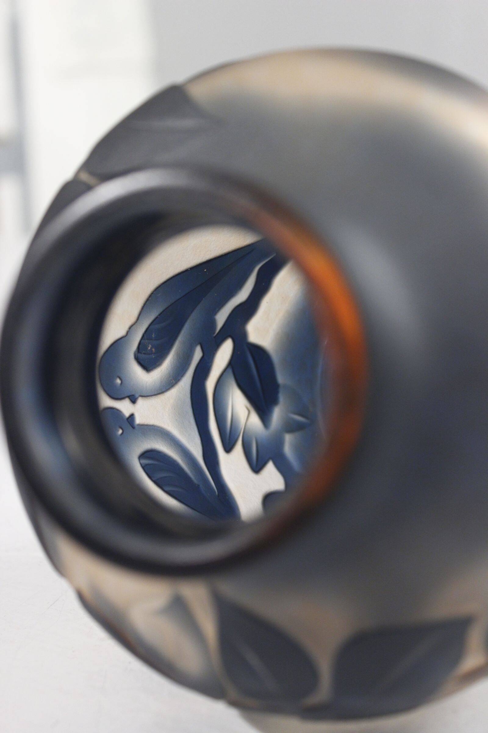 Vianne France vase with birds, acid-etched glass, 20th century.