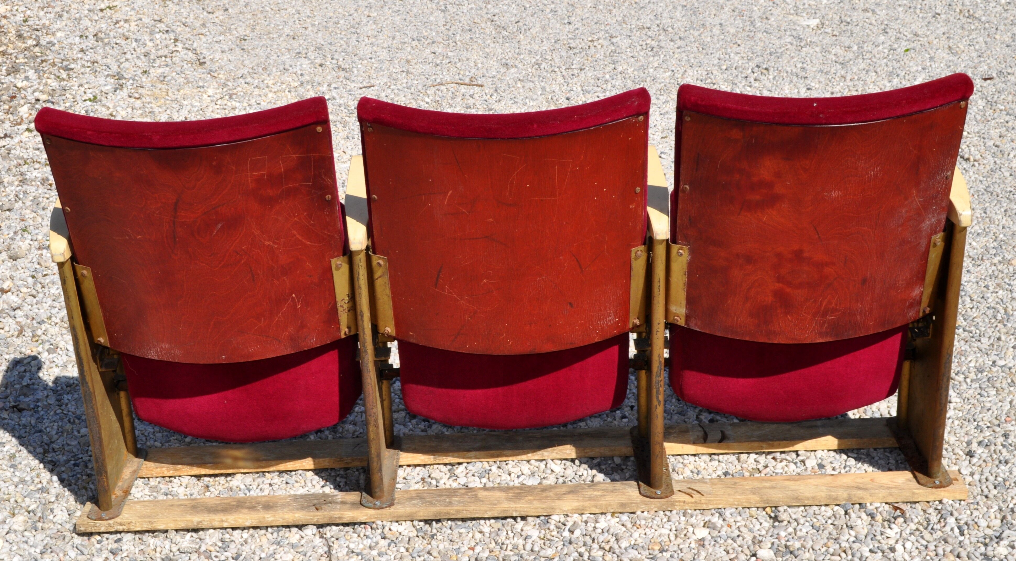 3-seat vintage cinema seat