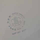 Enamelled metal dish