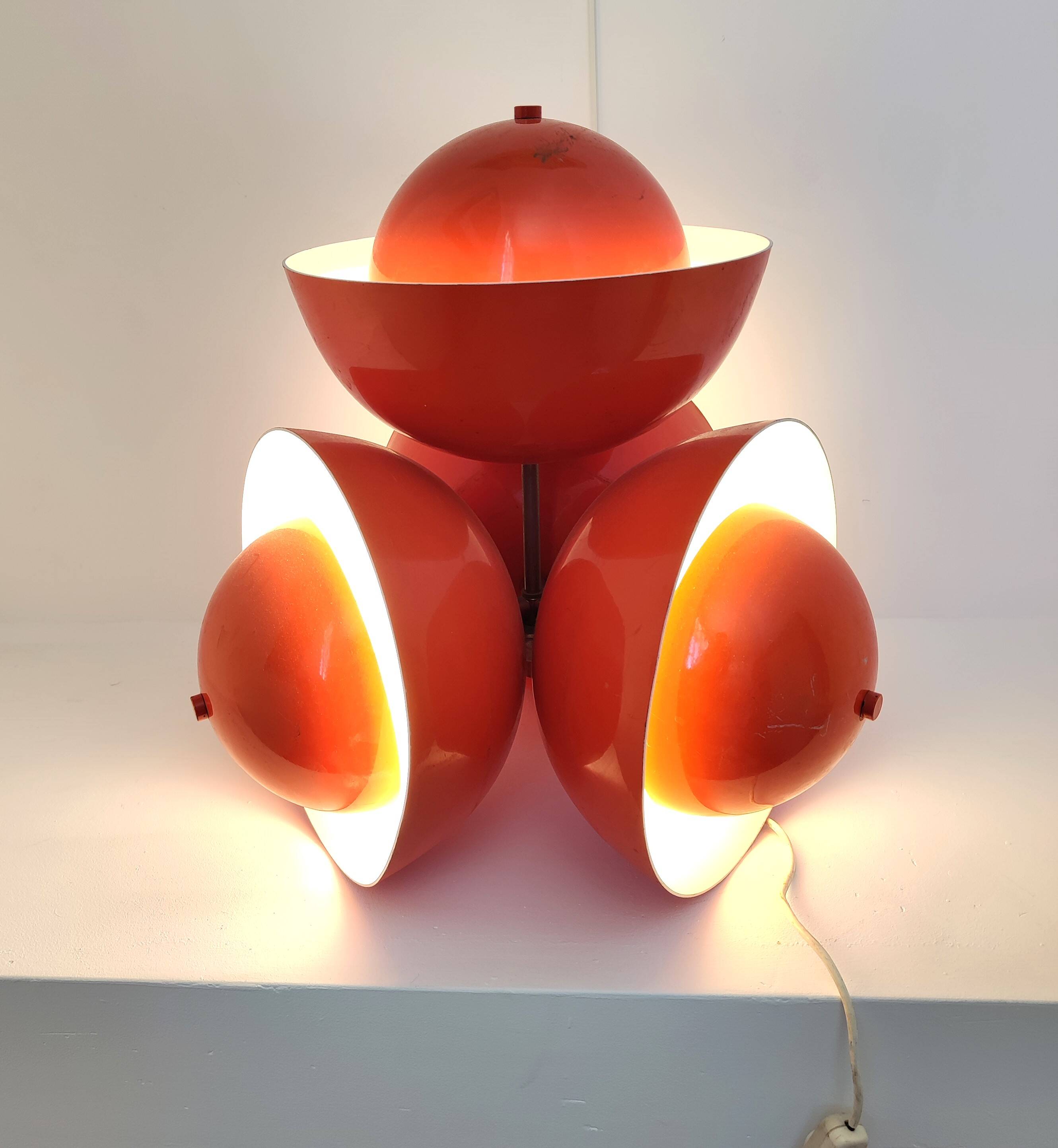 Living room lamp with 4 lights in orange color lacquered metal circa 1970