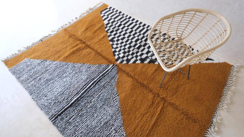 Contemporary Moroccan Rug - 268 x 212 cm