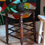 Tabouret en bois massif tourné