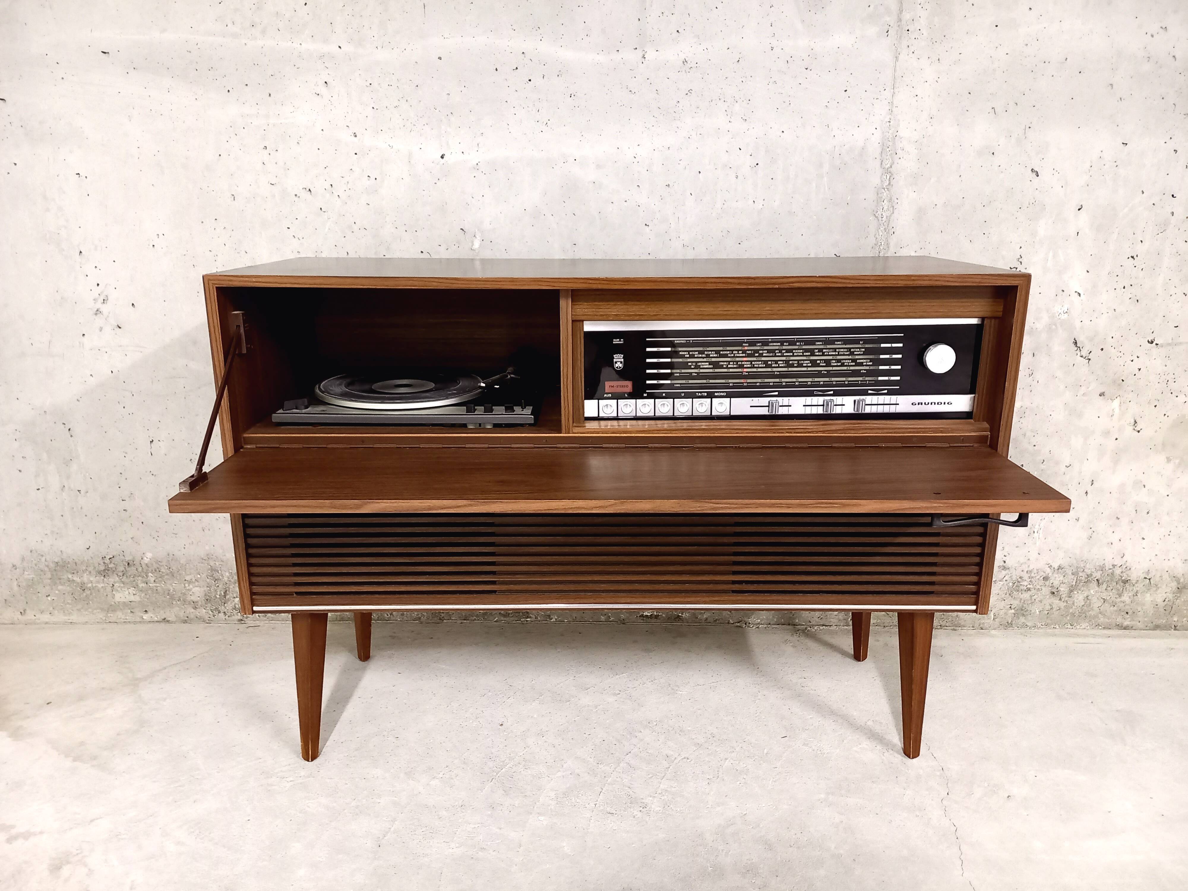 Hifi vintage brand Grundig 60s