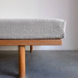 Lit de repos danois vintage en chêne