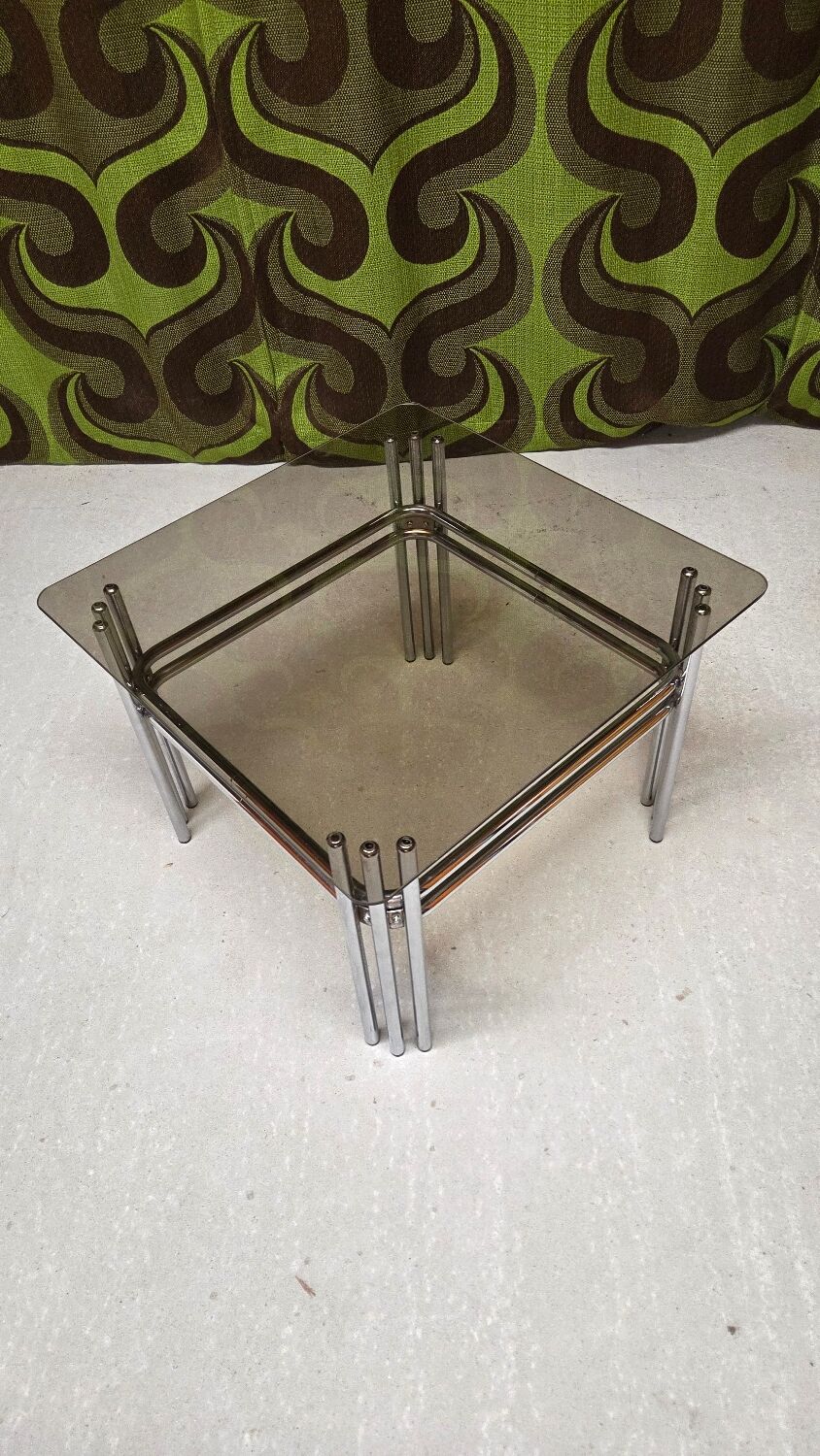 Table basse chrome verre fumé 1970"