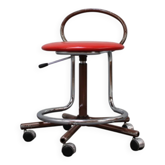 Chaise d'atelier industrielle réglable du milieu du siècle par Kovona, années 1980, czsk