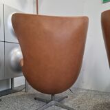 Pair Arne Jacobsen Egg chair by Fritz Hansen