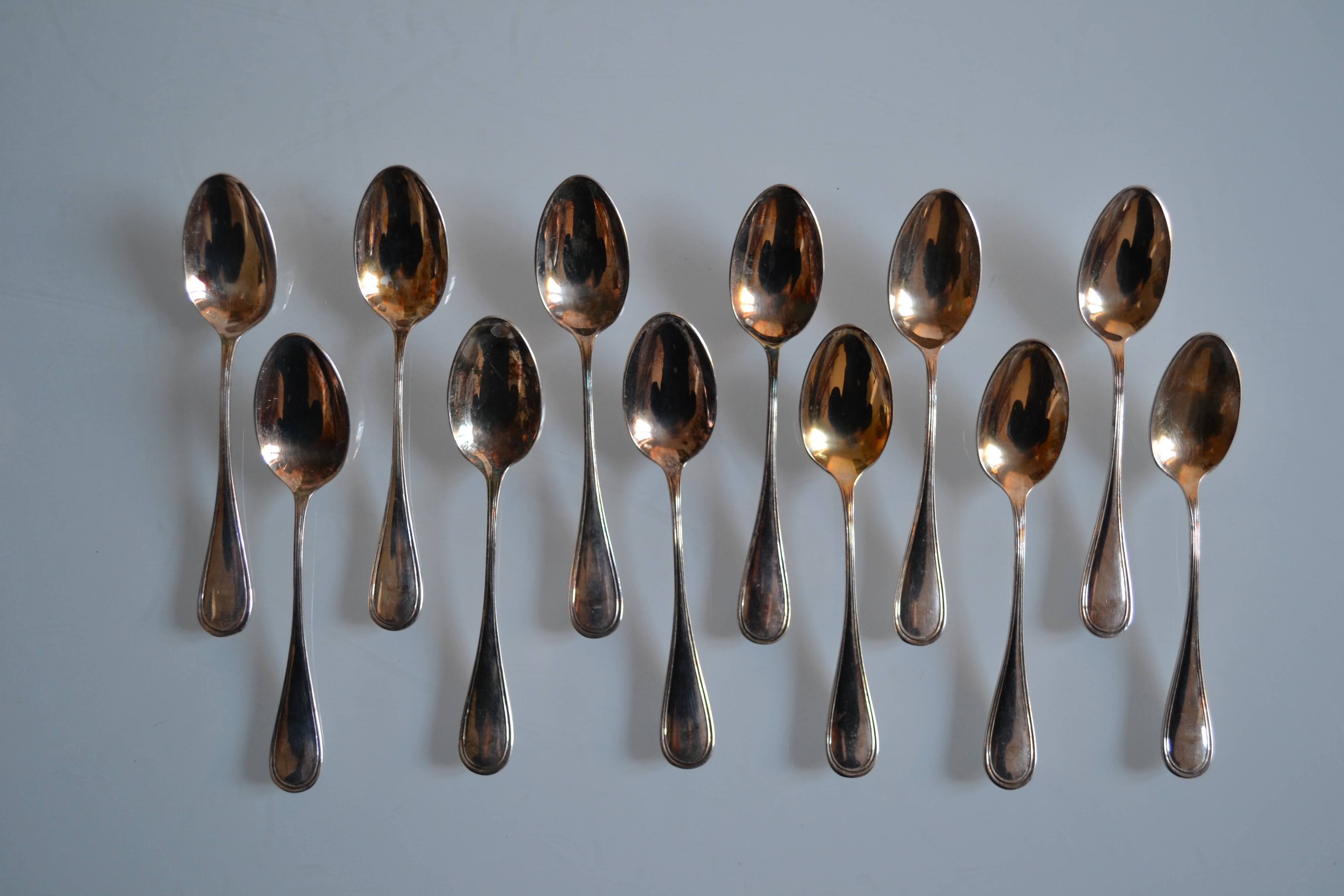 12 Silver-plated metal mocha spoons