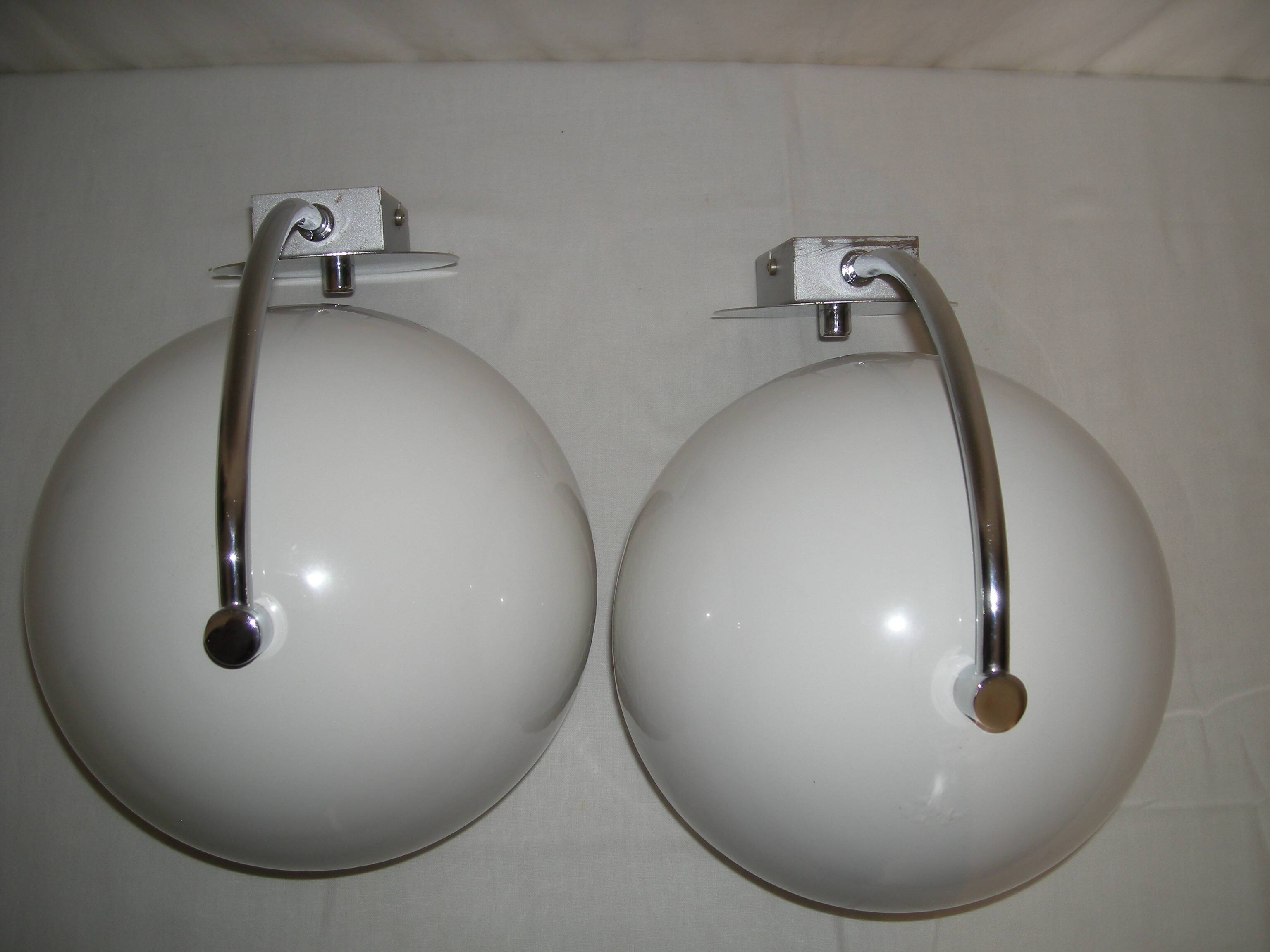 Pair of arco wall lights from the 70s