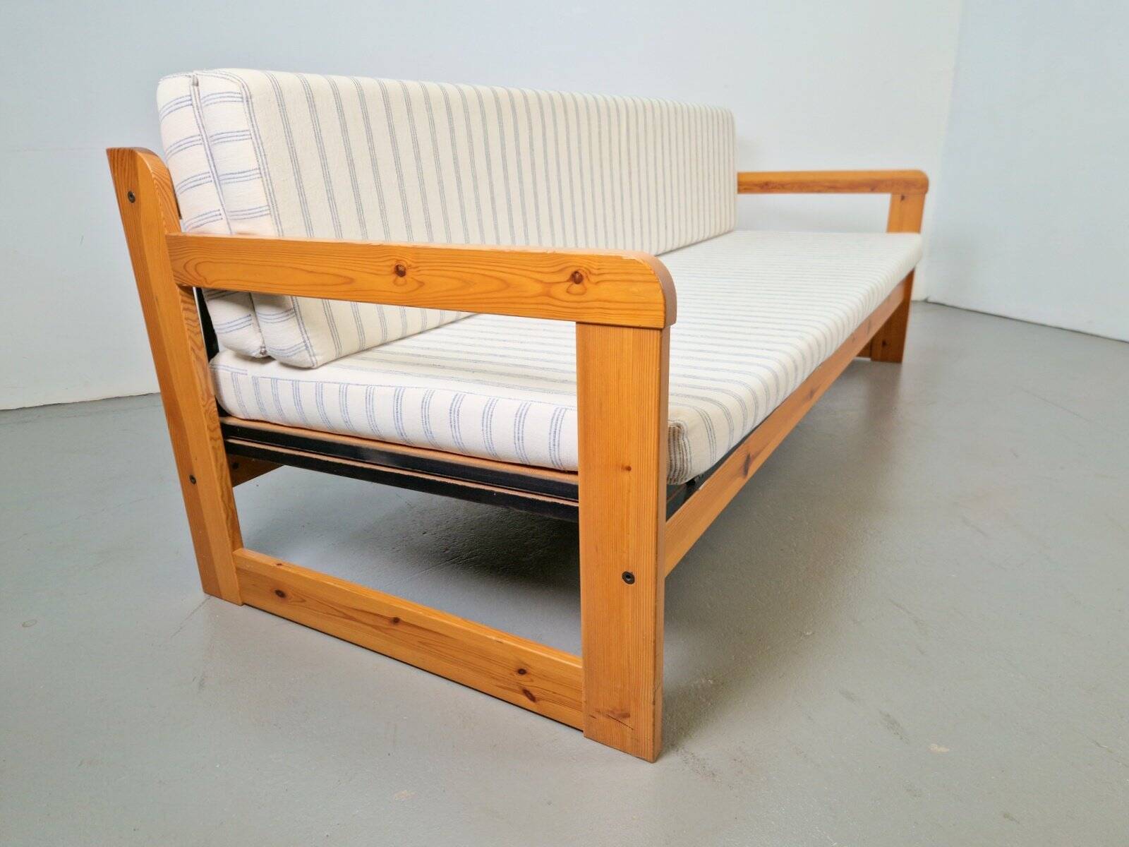 Daybed en pin scandinave moderne, années 1970