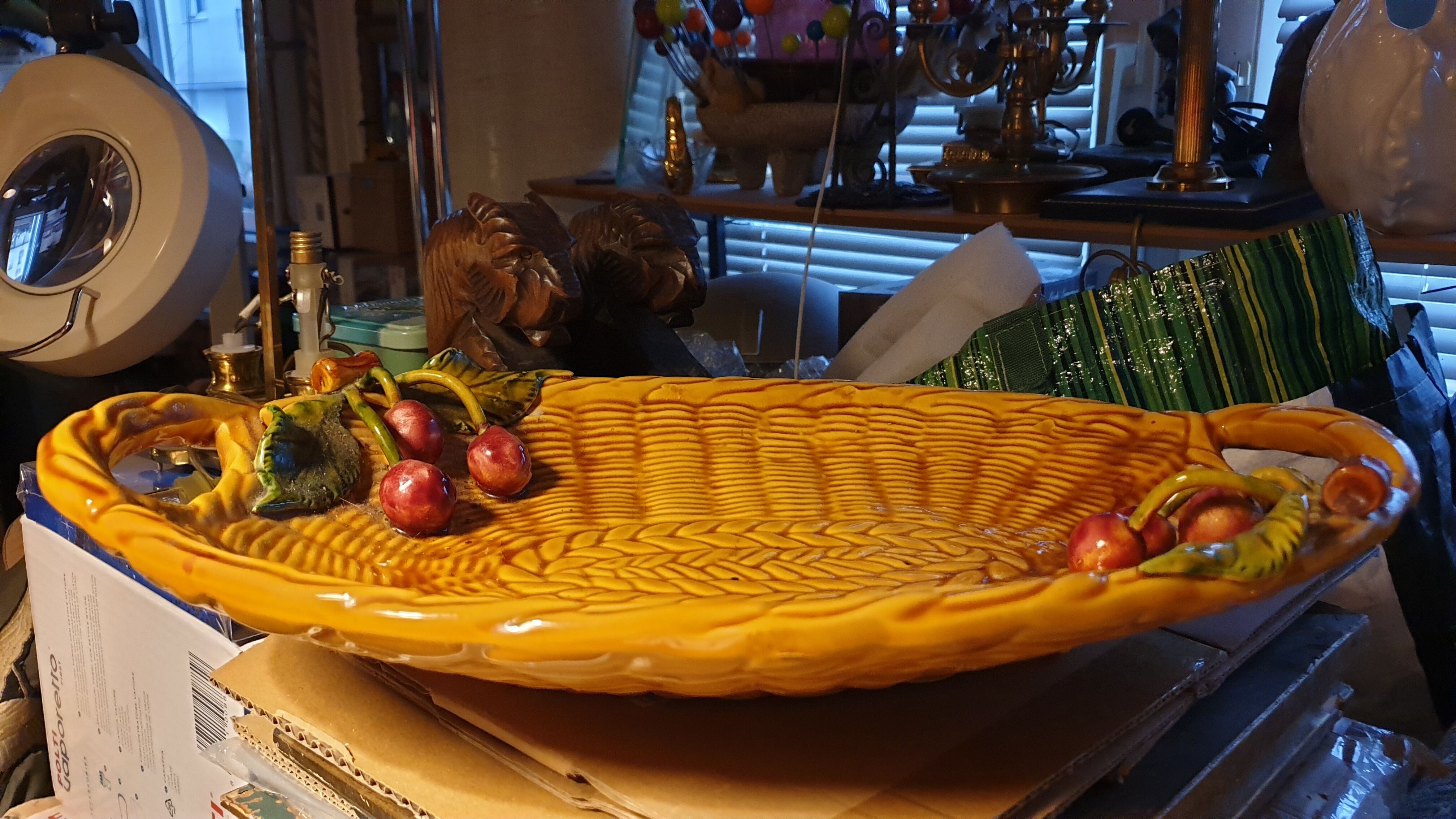 Plat barbotine Vallauris