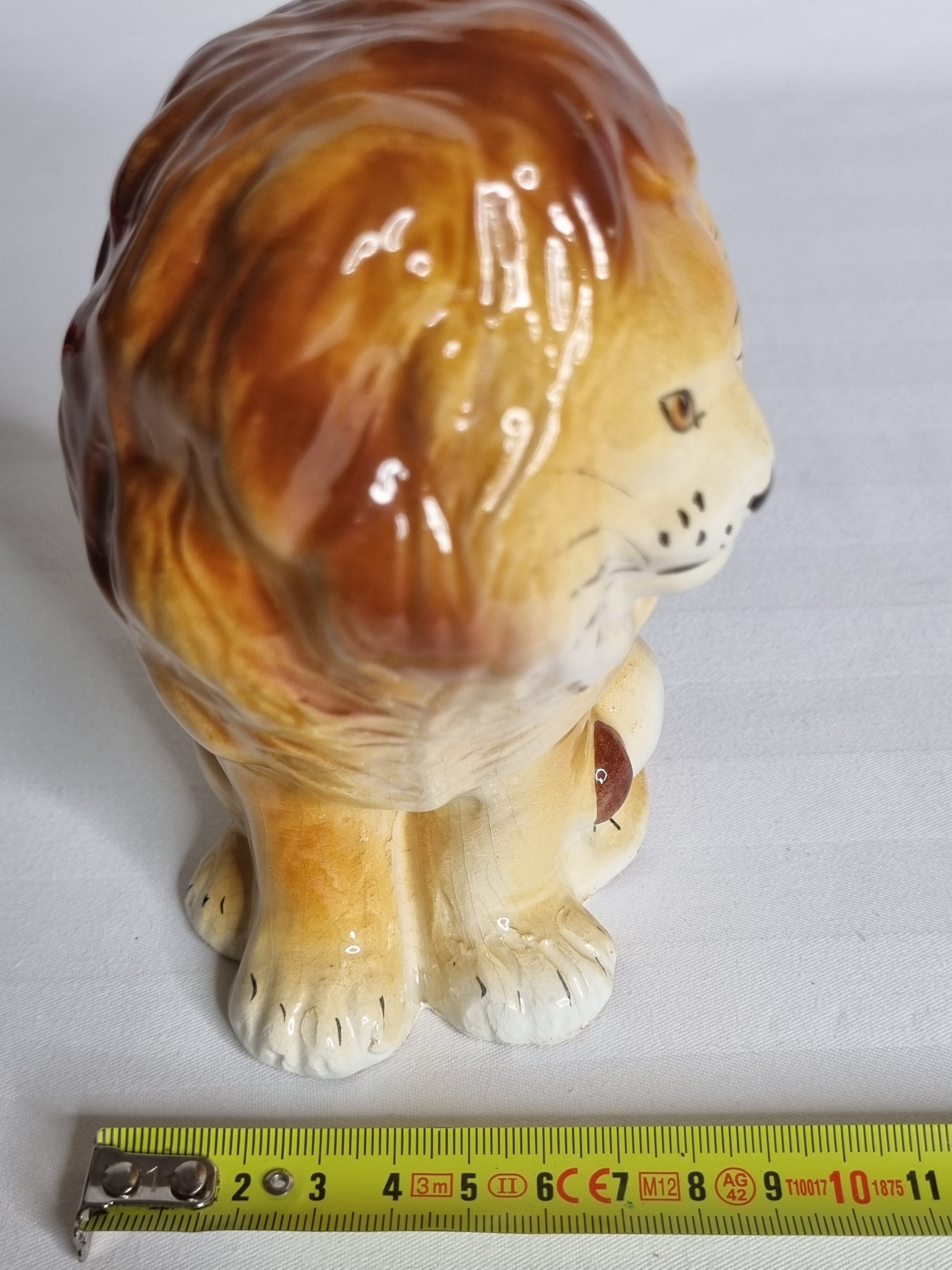 Lion in glazed ceramic, 70s